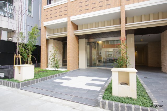 エステムコート心斎橋セントラル　仲介手数料無料のエントランス