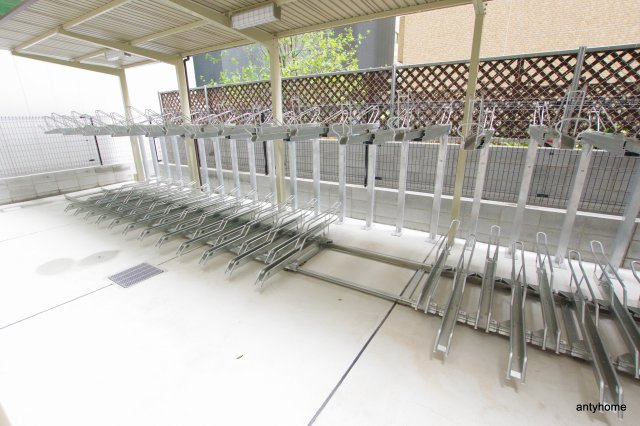 エステムコート心斎橋セントラル　仲介手数料無料の駐車場