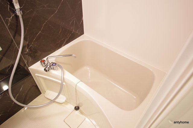 エステムコート心斎橋セントラル　仲介手数料無料の浴室