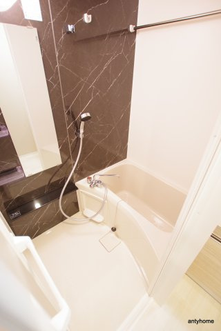 エステムコート心斎橋セントラル　仲介手数料無料の浴室