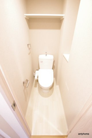 エステムコート心斎橋セントラル　仲介手数料無料のトイレ