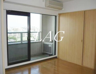 【居間・リビング】 | クレール目黒 | 洋室のお部屋です。