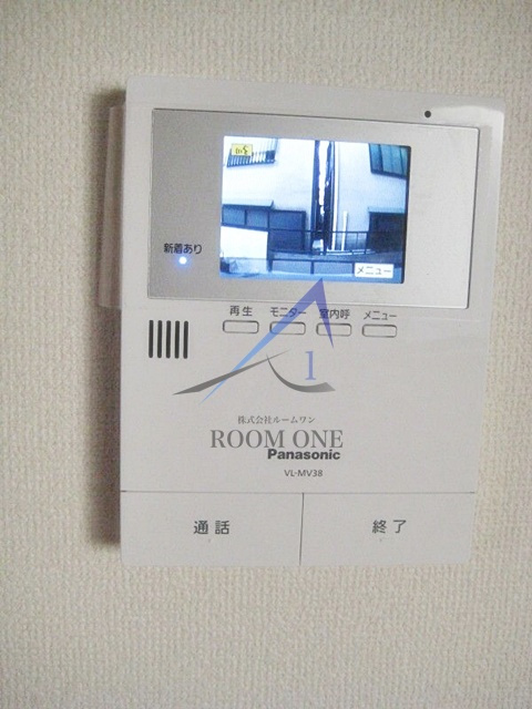 ソラーナ新宿のセキュリティ|モニター付きインターホンです。