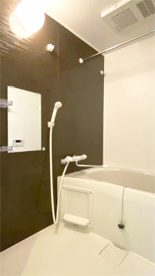 リブリ・MMKの浴室