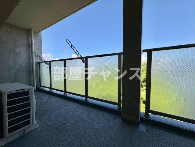 メゾン・ド・オーキッドのバルコニー