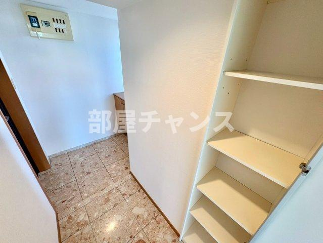 メゾン・ド・オーキッドの玄関