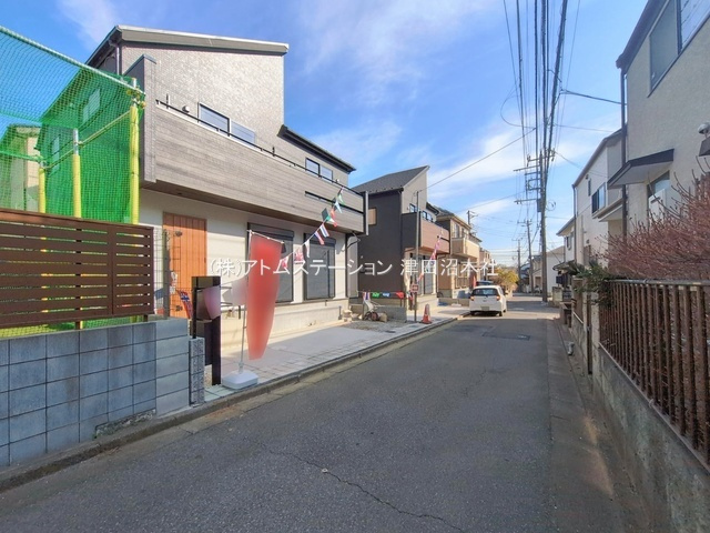 【前面道路含む現地写真】 | アトムセレクト船橋市松が丘3丁目　1号棟
