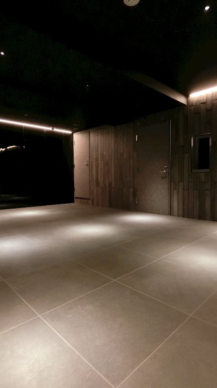 ＨＹ’ｓ　上野松が谷のロビー