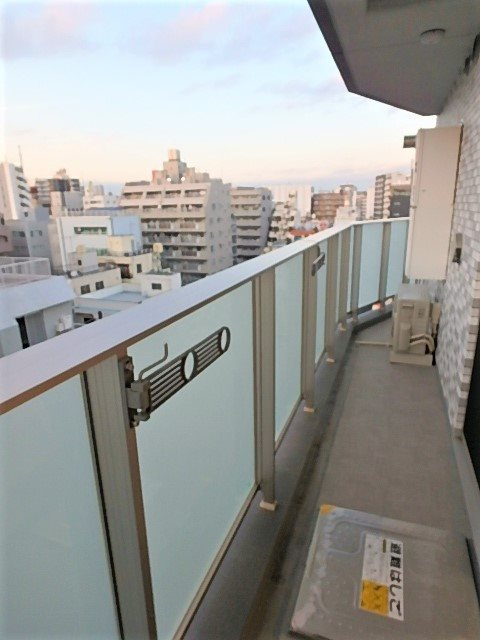 ＨＹ’ｓ　上野松が谷のバルコニー