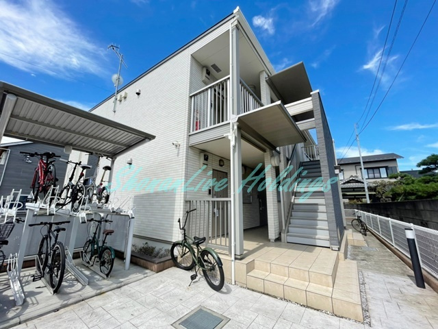 藤沢市本鵠沼５丁目のアパート