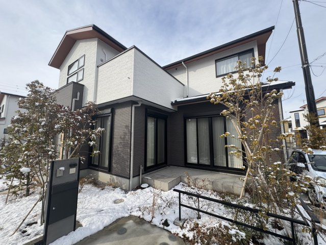 ポーラス施工の駅すぐ6分の築浅で新生活♪久喜市栗橋北