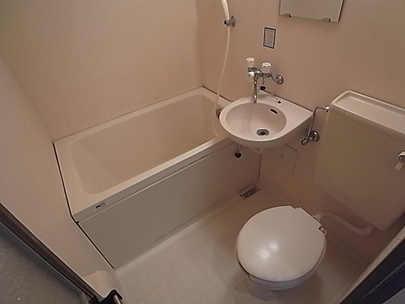 ニューブ神戸のトイレ