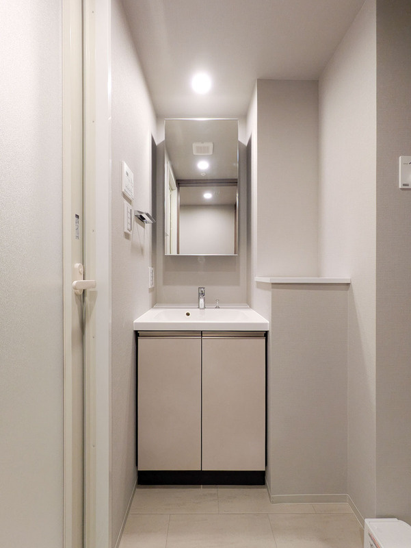 Alivis浦安の独立洗面台