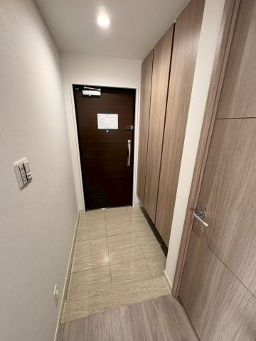 リフローレ豊田十塚の玄関