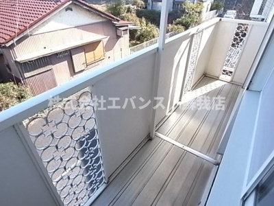 【バルコニー】 | ドリームハイツⅡ | お洗濯にも便利なバルコニー付き