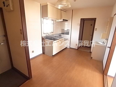 【居間・リビング】 | ドリームハイツⅡ | 使いやすい居間です