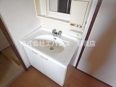 【独立洗面台】 | ドリームハイツⅡ | 朝の身支度には欠かせない独立洗面化粧台