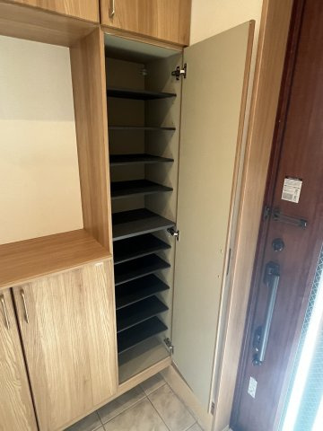 横川2丁目貸戸建ての収納