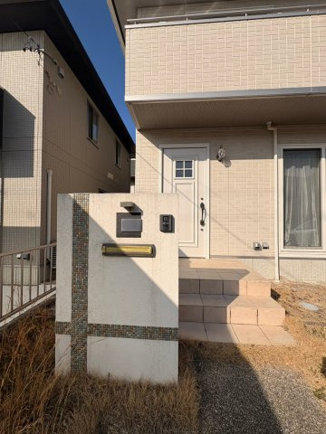 豊田市西中山町貸家の駐車場