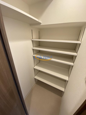 【玄関】 | ワールドアイ大阪West Gate