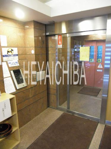 興和太平アパートメントのロビー