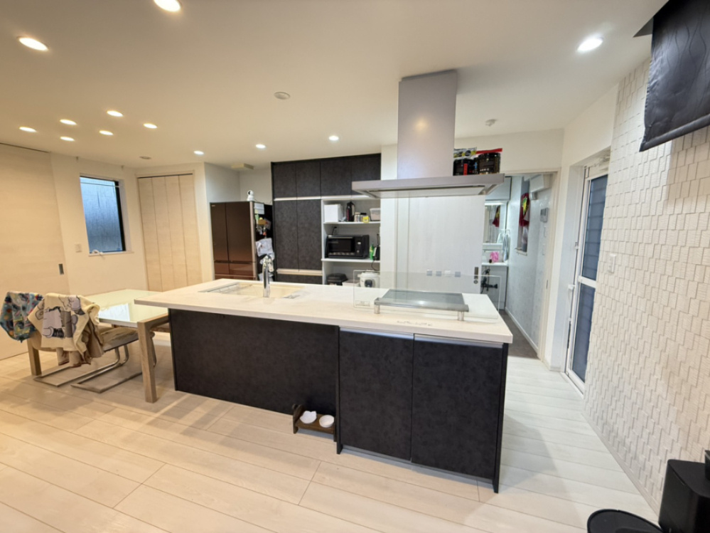 伊川谷町有瀬戸建のキッチン