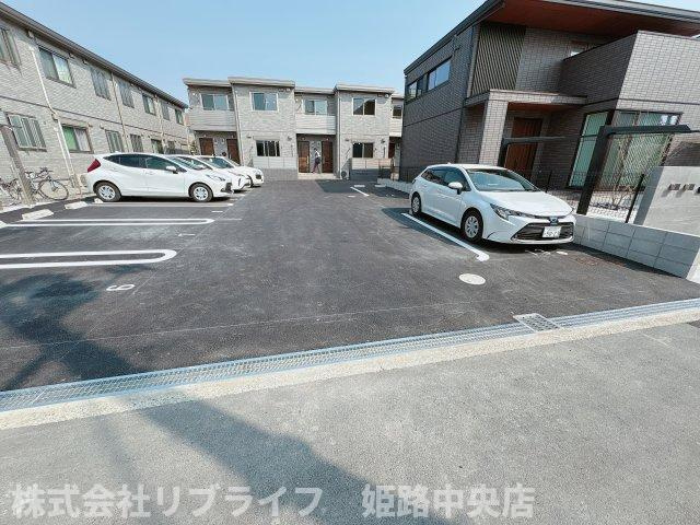 Pure　Ryuju Ⅱの駐車場
