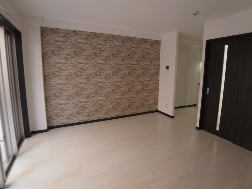 フェアリーヒルズ　３０４