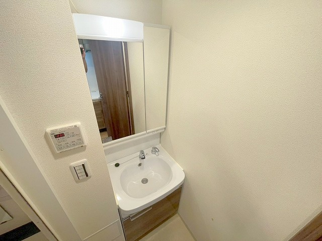 PHOENIX新大阪の独立洗面台