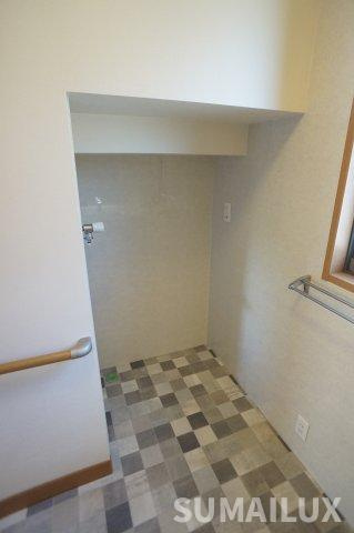 江津２丁目戸建貸家の洗面所
