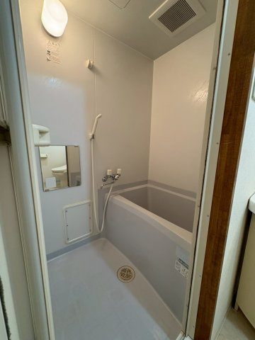 ドミール桜川の浴室