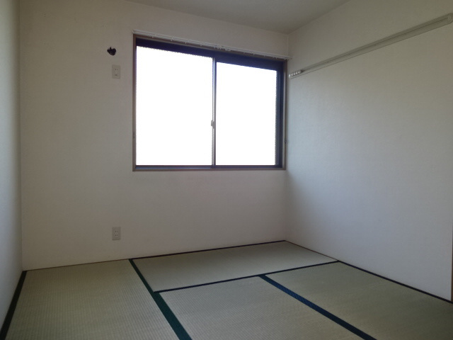 ソレイユ東保B棟の寝室