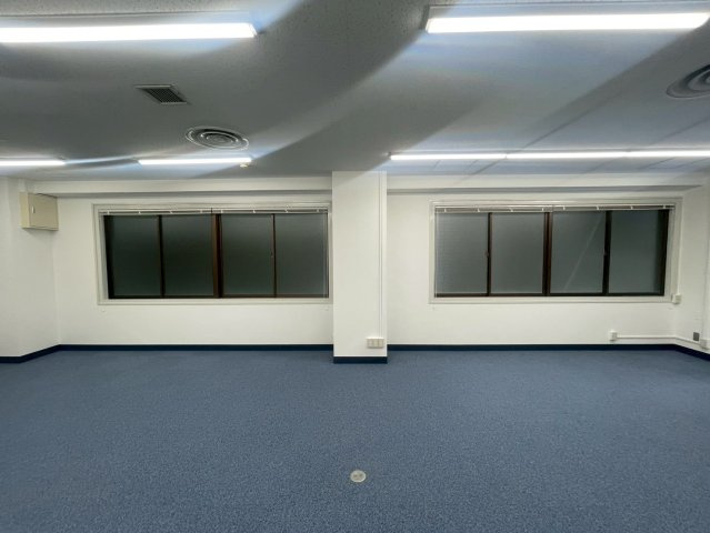 【ロビー】 | 女性用トイレ