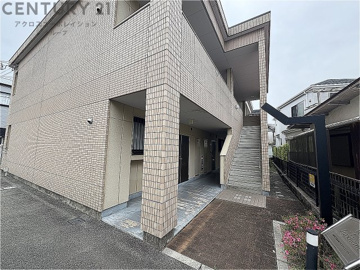 敷地内に駐輪場あります☆