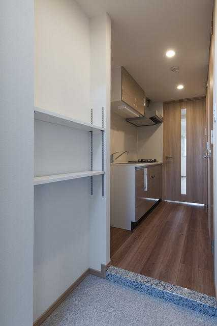 ドゥーエ西船橋の玄関