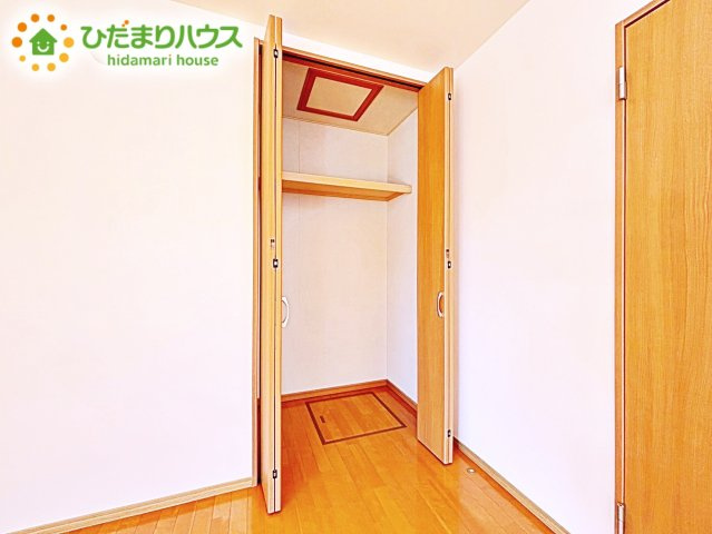 【収納】 | 小美玉市羽鳥　中古戸建 | クローゼットには、衣類や日用品などを整理整頓して収納できますね！