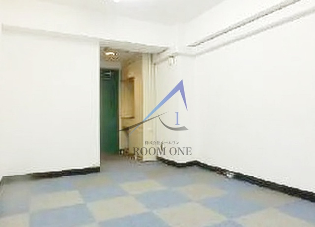 東京ロイヤルプラザの居間・リビング|洋室のお部屋です。