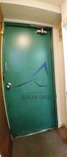 東京ロイヤルプラザの玄関|玄関です。