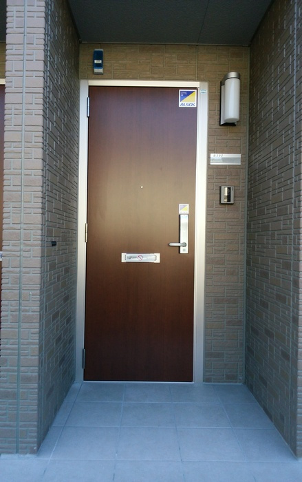 ブォナ・フォルトゥーナ Ｂの玄関|玄関