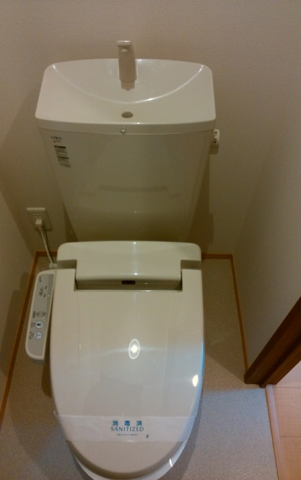 ブォナ・フォルトゥーナ Ｂのトイレ|トイレ