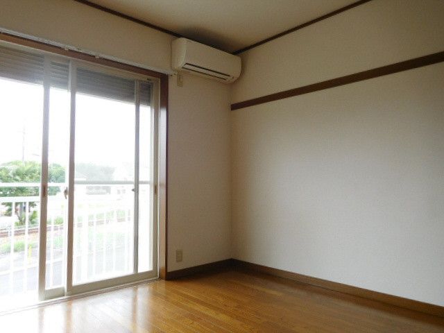 シャトーブルーの居間・リビング