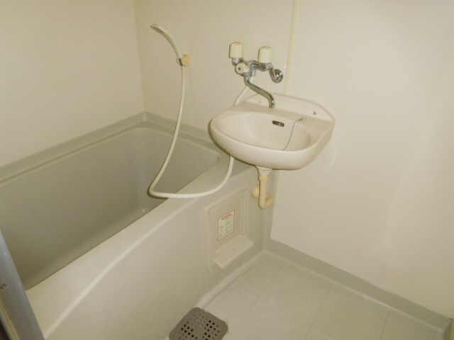 シャトーブルーの浴室