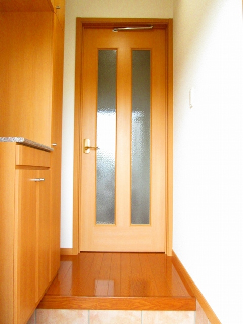 ヴィラ　ノーヴァＡの玄関|玄関