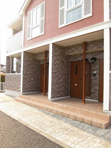 ヴィラ　ノーヴァＡのエントランス|エントランス