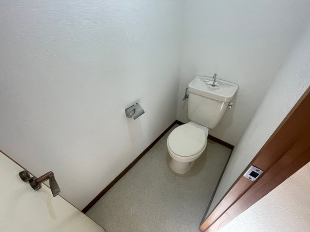 コーポ親泊のトイレ