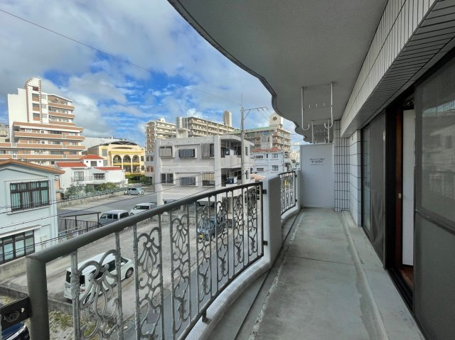 コーポ親泊のバルコニー