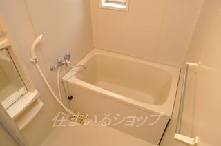 プレジール加藤　Ｂ棟の浴室