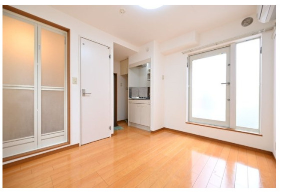 グレースベガの内装|明るい色調の室内です