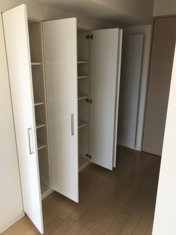 クリオコンフォート府中の収納|※別号室参考写真です