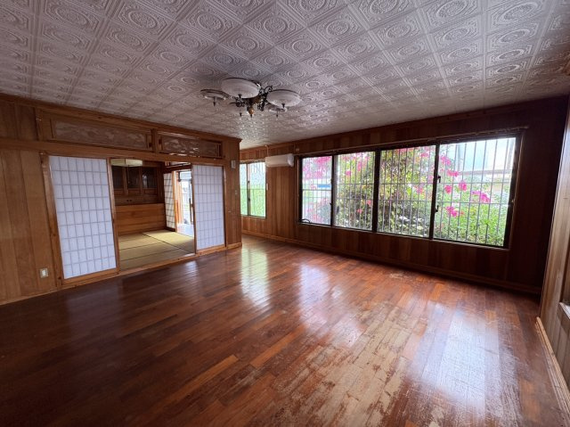 〇沖縄市大里1丁目戸建ての居間・リビング